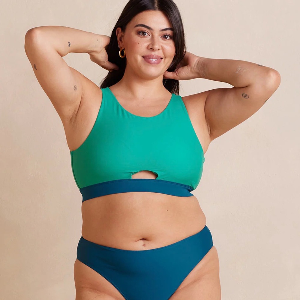 NWT Summersalt High Neck Cut Out Bikini Top Seaglass & Seaweed Padded Size 18
